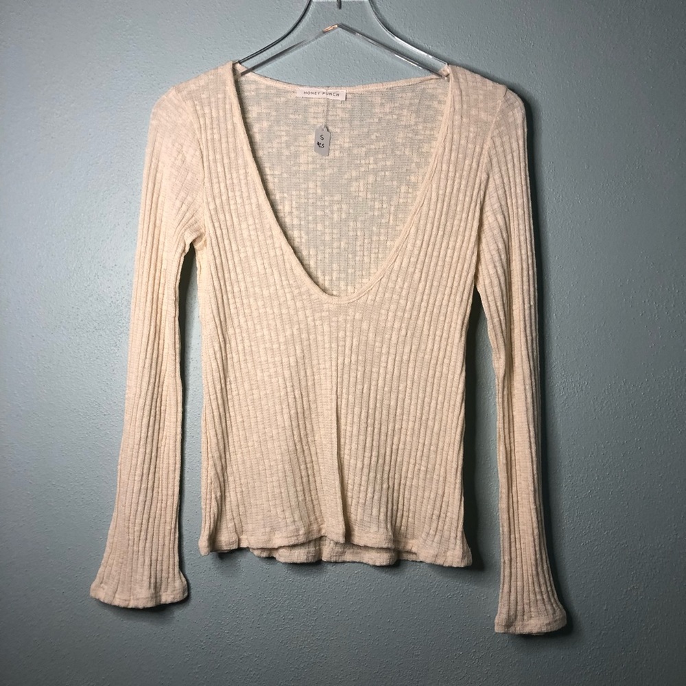 🌸 Boutique | cream deep v  ribbed top